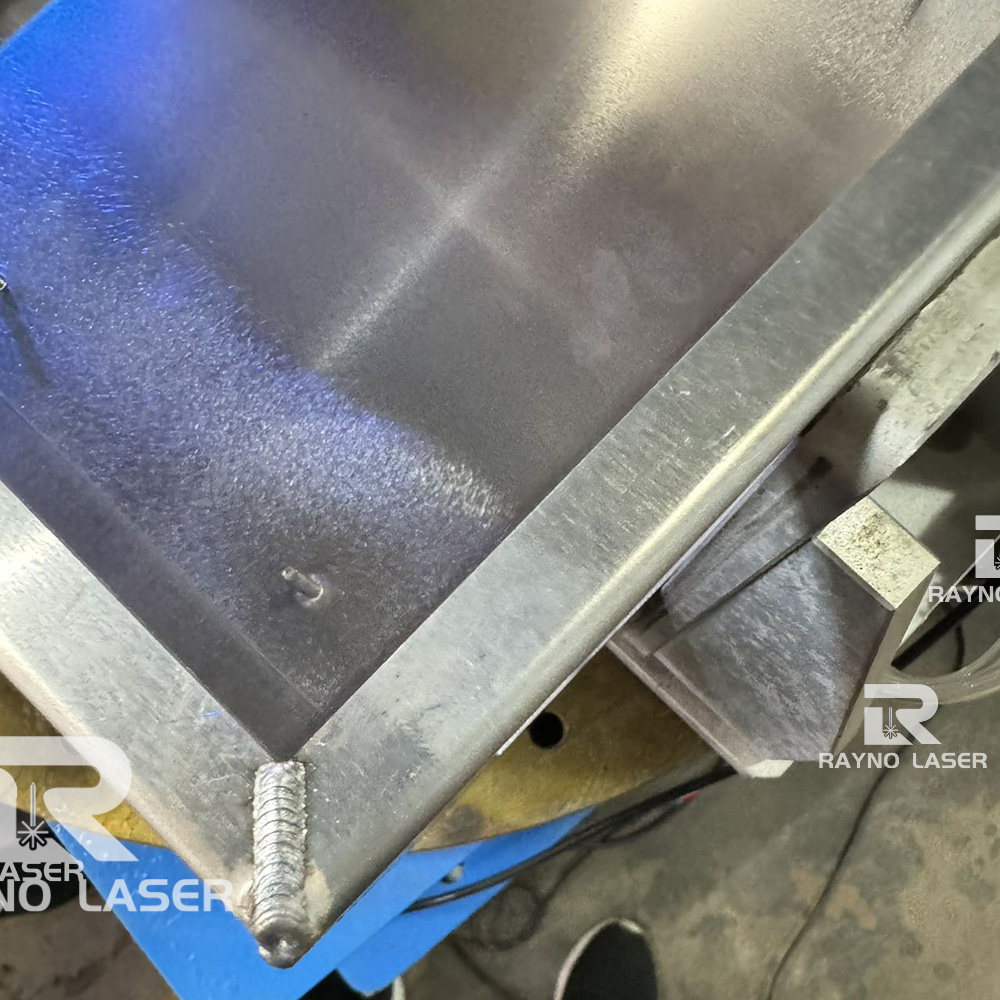 Laser robot welding sampels 2
