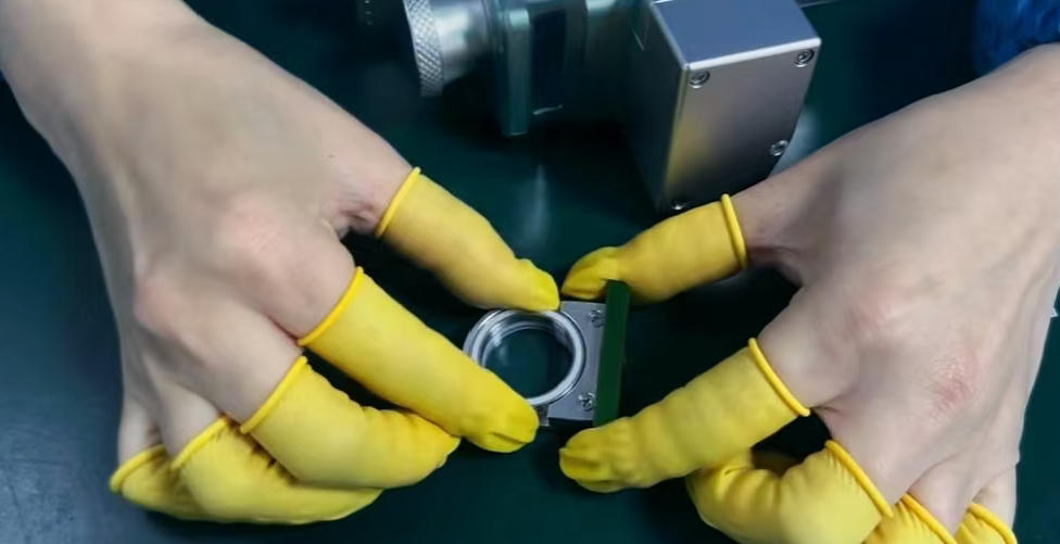 How to Replace Protective Lenses for Handheld Laser Welding and Cleaning Machines